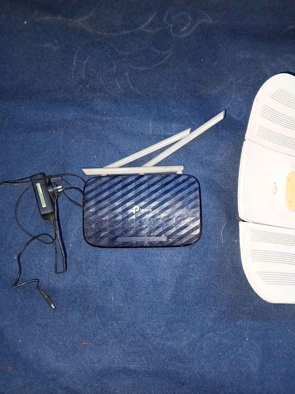 صينية انترنت ورواتر وواير كامل للبيع مابيهم اي عيب سعر 50 ألف وبيه مجال العنوان كركوك على من يريد يدخل على خاص حتى انطيه رقم


**إذا كنت صاحب هذا الإعلان وتريد حذفه لأي سبب، رجاءا أرسل رسالة إلى الدعم الفني**