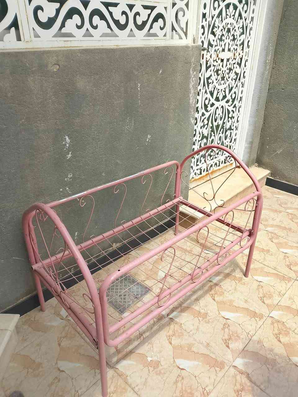 غراض للبيع اسعارهن مناسبة
عنوان الجربوعية الثانية يم الريحانتين
***********
