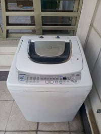 غسالة توشيبة ١١ كيلو  الماطور ممفتوح شغالة عطل في برمجة الماء فقط عنوا...