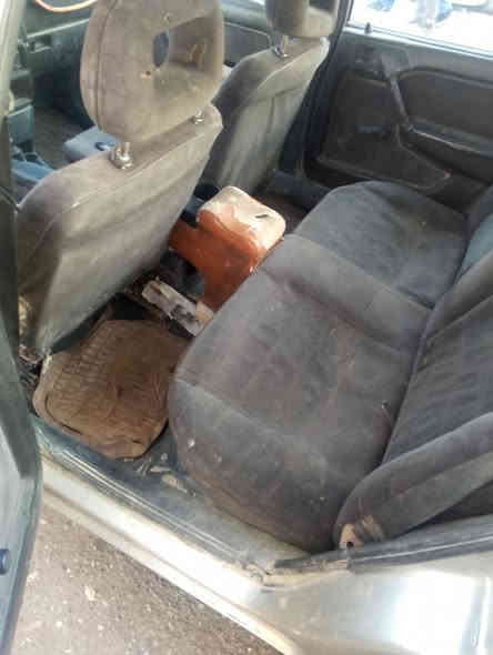 السلام عليكم فكترا حجم 18لون سلفر رقم دولي هزه جديده سنويه لل30بسمي صبغ عام تقريبن كابون مامسجل محرك بي تنقيص بصيط ***********والسعر 38وبيها مجال
