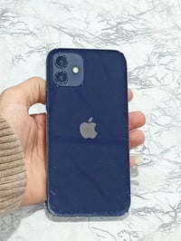 للبيع فقط اعتذر عن المراوسه آيفون12عادي   ذاكره64  باتري72  نضافه70بل1...