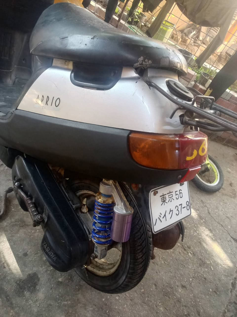 سلام عليكم بطه مديل 2000بلاديه ونضيفه كله شغاله سلف هندر شاصي مكفول مكينه مره وحده مفتوحه  السعر 190وبيه مجال مكاني كربلاء الحر الرقم ***********
