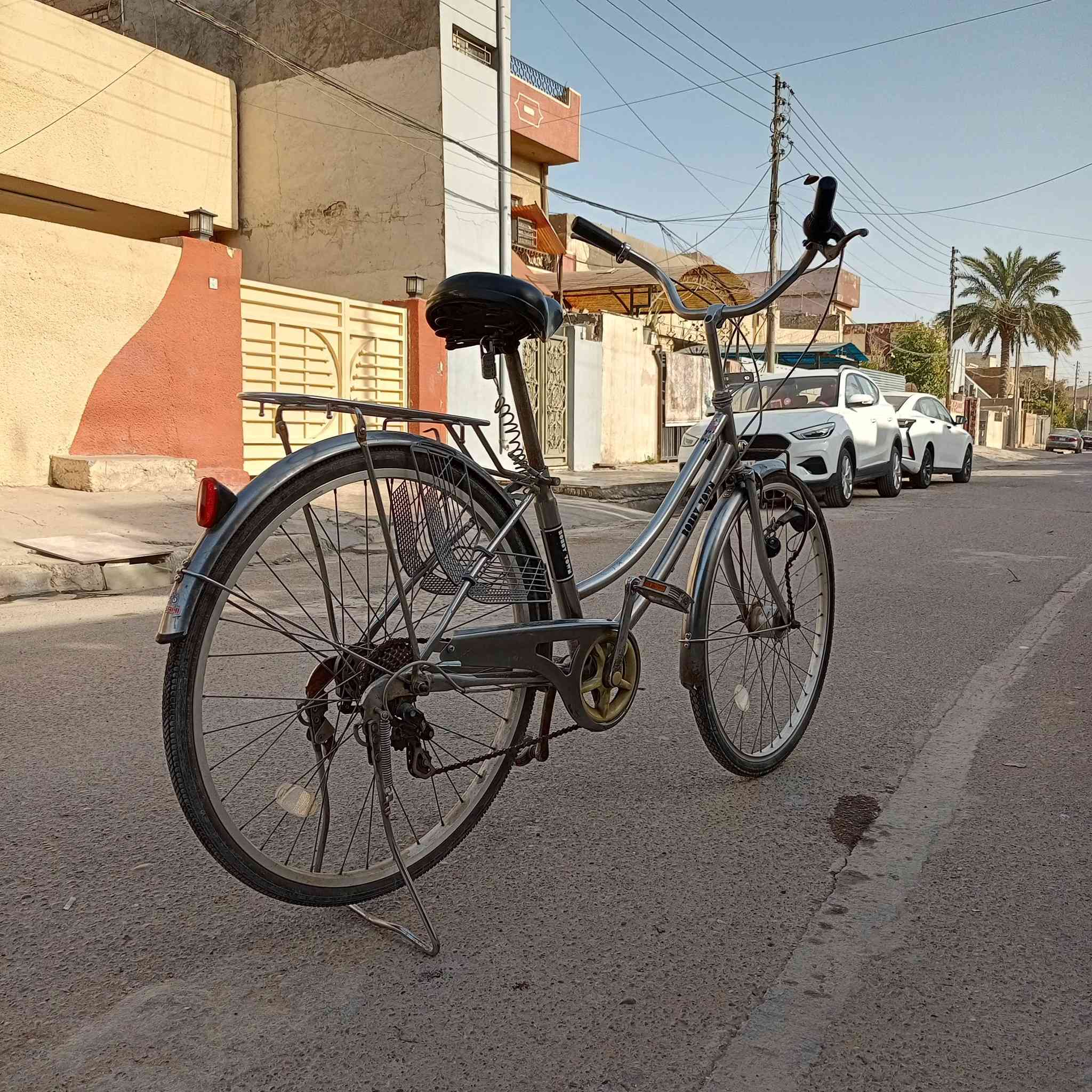 سلام عليكم للبيع بايسكل بناتي حجم 26 ياباني اصلي مكاني بغداد 
السعررر [120] وبي مجال 
الاستفسارة 
***********

