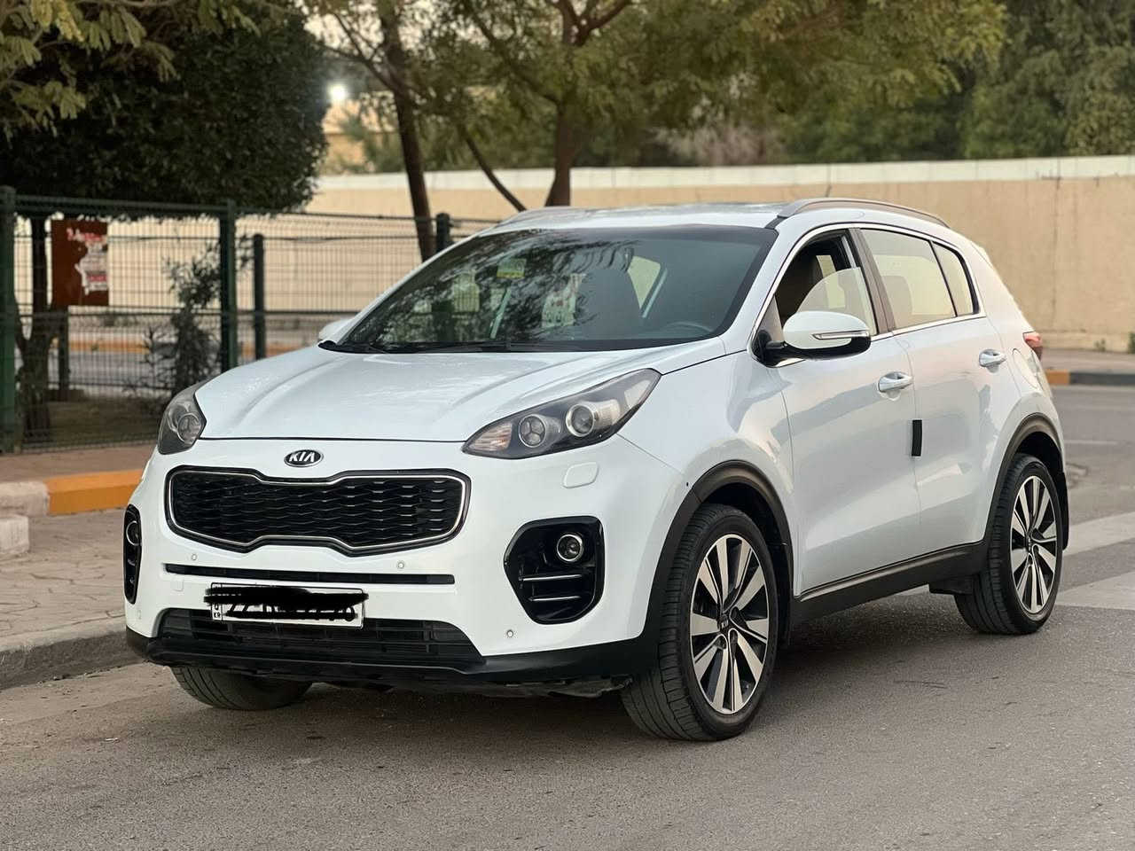 السلام عليكم
سبورتج  2017  خليجي الشركه الدوليه
نص فول سوناره بالمنشور
رقم اربيل شرط التتحويل
ماشيه 88
سعره 173 وبي مجال
***********￼
