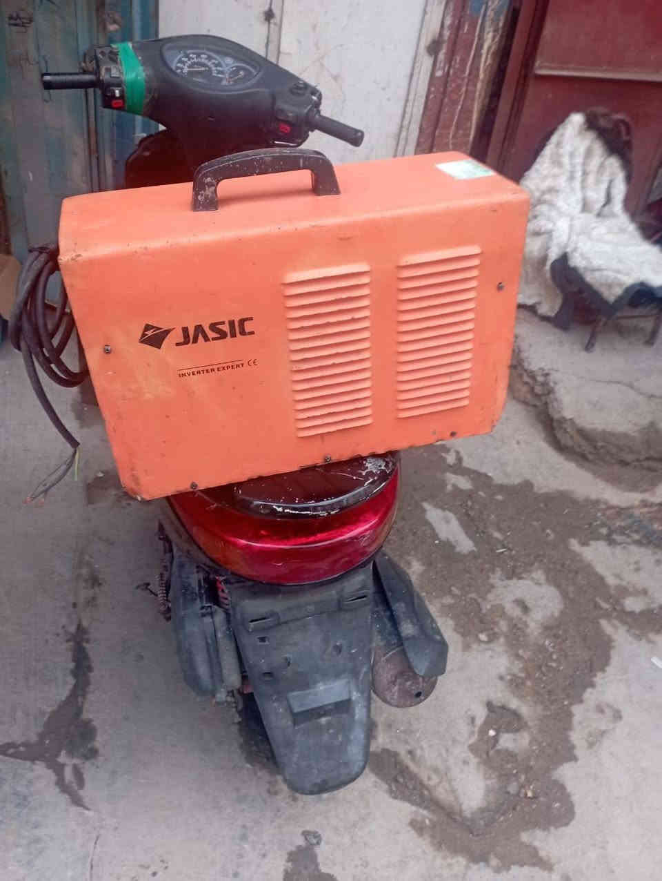 ماكنة لحام تك 300 جيسك بلادية ممصلحة ولدن فقط بدون اركون عنوان بغداد الباب الشرقي
***********
