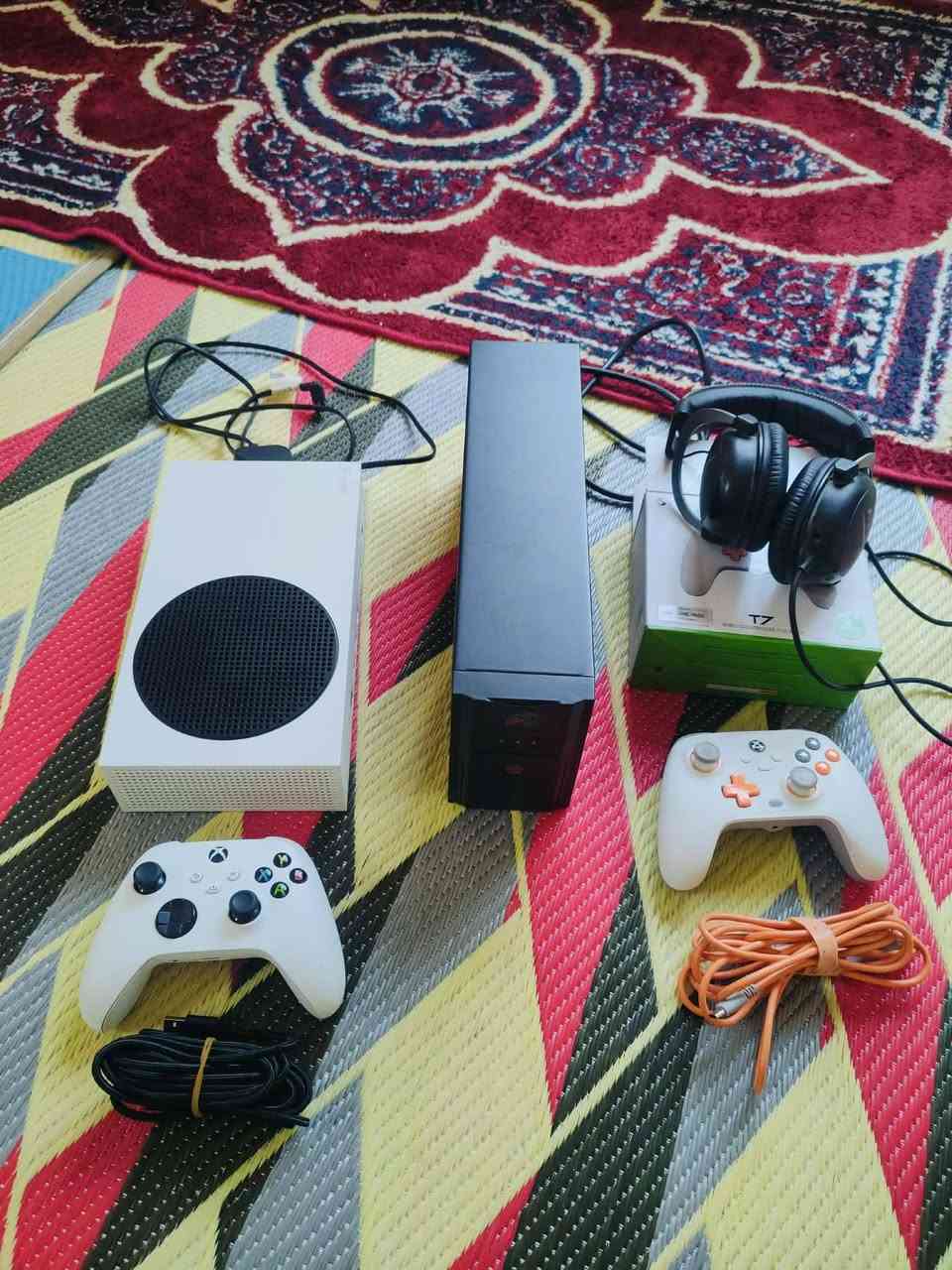 اكس بوكس سيريس اس ذاكره 512 جيجا بايت
موديل 2023 

موجود وياه جوستك ام الكيبل 

وموجود جوستك لون ابيض ام البلوتوث وتشتغل كيبل همين 

سماعه هايبر اكس لون اسود 

وياه UPS مستخدم موديل 850VA

جميع المنافذ والكيبلات موجوده 

السعر  430 الف وبي مجال حك الجيه 

وماكو توصيل 

العنوان ديالى - ناحية كنعان


**إذا كنت صاحب هذا الإعلان وتريد حذفه لأي سبب، رجاءا أرسل رسالة إلى الدعم الفني**