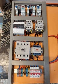 ⚡️ احترافية الهندسة.. لأمان منظومتك الكهربائية ⚡️ هل تبحث عن الدقة وال...