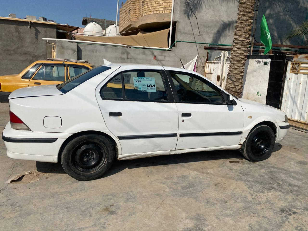 السلام عليكم للبيع سيارة سمند 2011
سيارة جاهزة مابيه اي نقص 
الهاتف***********
