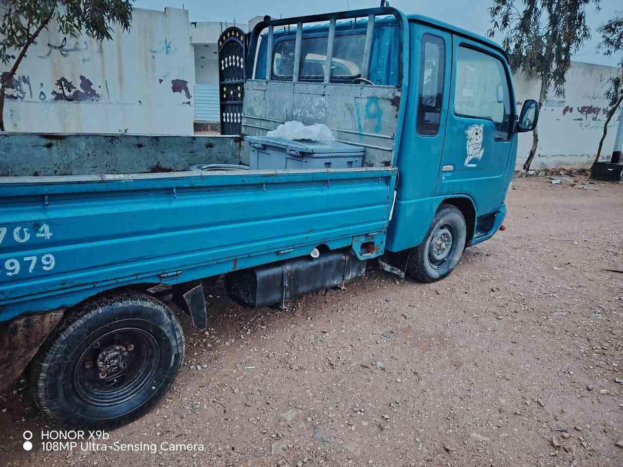 سلام عليكم سياره جاهزة سنوية جديد رغم انكليزي ***********
