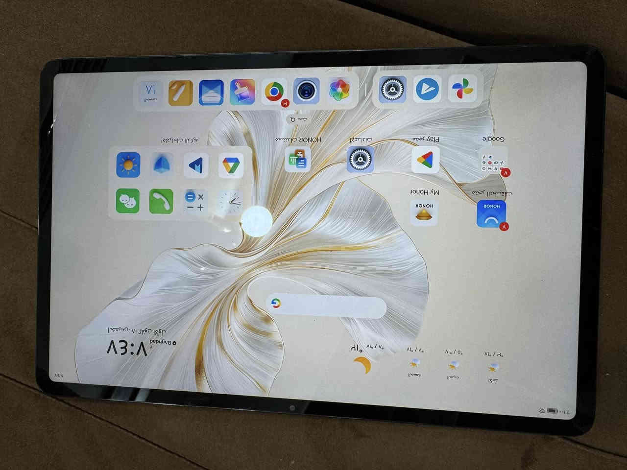 ايباد هونر باد 9 ذاكره 256 للبيع مستخدم شهر واحد بعده جديد وكارتونته موجوده والكيبورد مال هونر وياه هم 
مكاني بغداد الدوره المهديه الثانيه ***********
السعر 300 وبي مجال بسيط
