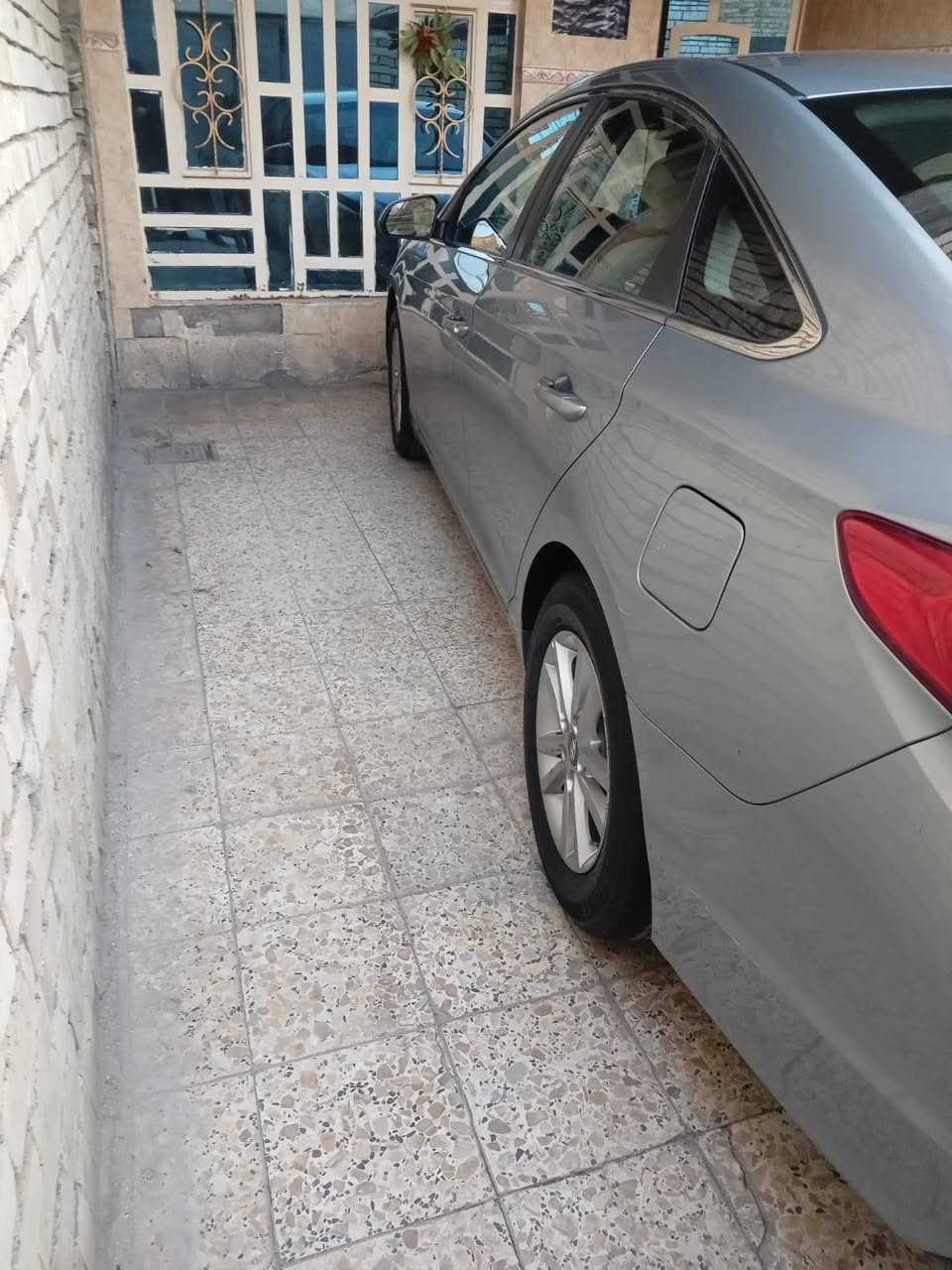 السلام عليكم ورحمه الله وبركاته سوناته2017 وارد امريكي حادثها طرف البنيد وبيها صبغ جاملغ وبنيد ماشيه 93 رقم اسليمانيه مواصفات تحكم استيرن جهتين شاشه كامره أربعة دسك السعر 125واذا اكو امراوس هم اراوس حسب الرغبه والقناعه اهم شي الي ايريد يتصل ***********
