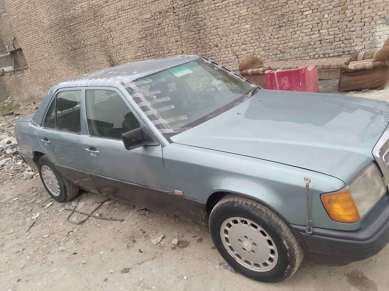 مرسيدس موديل 89 سياره جاهزه خير من الله سعر 32 كان بغداد الامين***********
