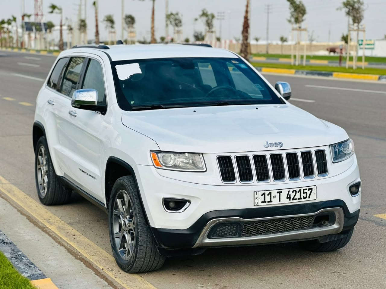 السلام عليكم.  للبيع جيب 2016.      بغداد دولي 
تحويل مباشر.    أمريكي.    ماشي98,506km
فول عدا.  البانوراما.       بصمه.  كشنات كهرباء 
فول سبورت.    كير.   محرك.6على وضع الشركه 

السياره مبدل.   قبق صندوق.   فقط.   
مكفوله من اي دواخل.   والباقي.  كفاله عامه
شرط الفحص.   

مكاني.  الفلوجه.   الكرمه.  
السعر.    195 ,$.   وبي مجال 
رقم هاتف.    ***********
