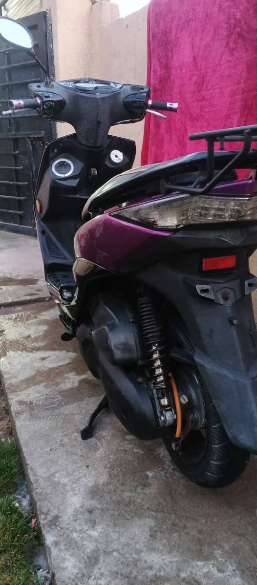 دراجه فحل نوزل رياضي
مكاني المسيب السعر 650 وبيه مجال ***********
