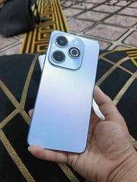 انفنكس هوت 40 i • ١٢٨ • قفل