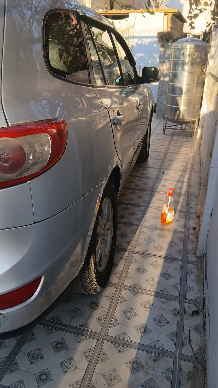 سنتافي موديل ١١ مكان بعقوبه الشراي يتصل ودلل السعر ١٢٠وبيه مجال بسيط اربعه سلندر ***********
