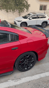 السلام وعليكم جارجر موديل 2016 رقم بغداد ماشي 71 بسمي سعره 155
محرك 3,6 صور حادث داخل منشور سعره 
موجوده بغداد حي الجامعه
***********
