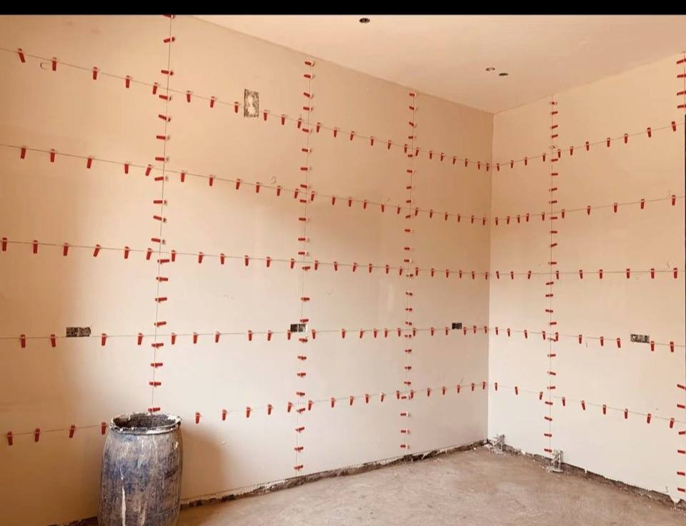 ​السلام عليكم 
بيت العمر يستاهل لمسة إتقان! 🏠✨

كادرنا المتخصص في تطبيق السيراميك والبورسلين والمرمر والگرانيت مستعد لتحويل أرضيات وجدران بيتك إلى لوحة فنية.
✅ دقة في المواعيد.
✅ هندسة في الوزن والحلول.
✅ أسعار مناسبة وضمان على العمل.
📍 متواجدون في (ذي قار ).
📞 للحجز والاستفسار: @[***********]
