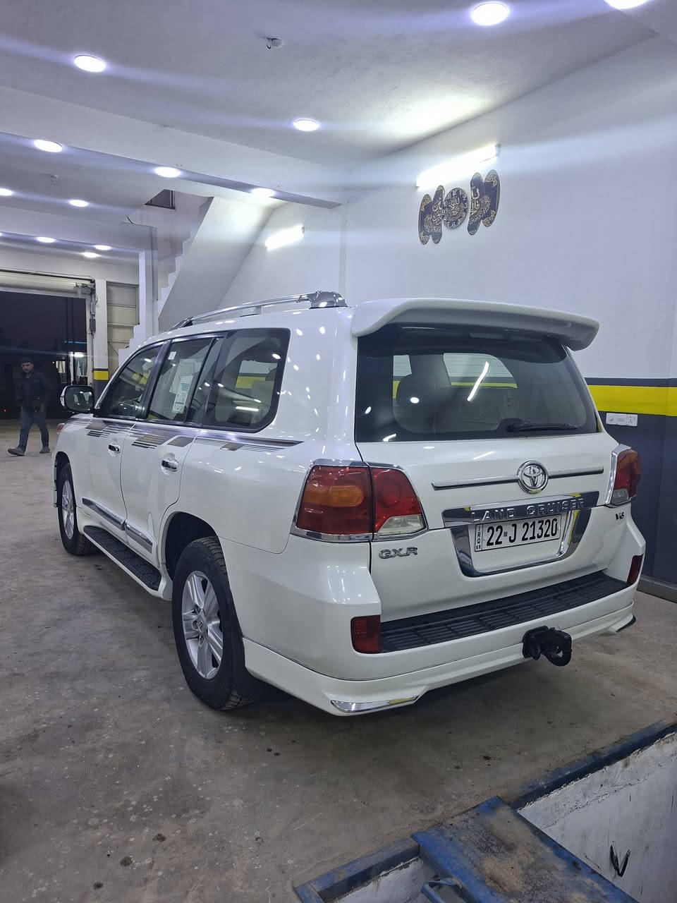 للبيع لاندي اكروز موديل 2012 السعر 365 العنوان صلاح الدين بلد /***********
