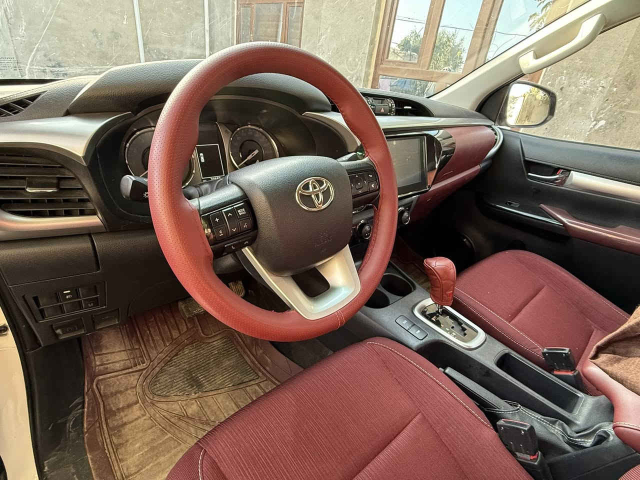 هايلوكس فورويل موديل 2024
مكفوله رقم مثنى وتماتيك 
السعر 320 وبيه مجال

‭0783 750 9624‬
***********
