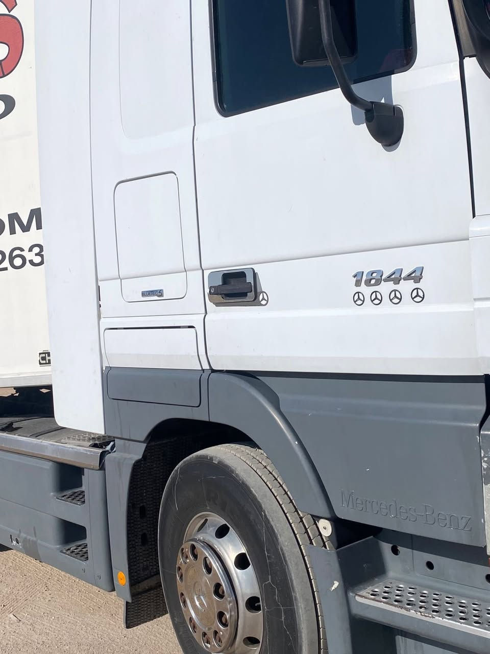 موديل 2007
حجم 1844
مواصفات تبريد ثلاجه فك ربط سليماني 
سعر 310 $ بيه مجال 
معرض حجي رمضان اربيل كلك 
***********
***********
