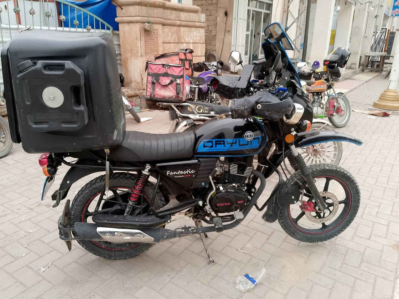 دايوان 2025 بعده لوك واحد ع واحد مجمبز مكمل كامل اي عيب مابي مكفول من تاير لتاير مرقم صاحبه الشرعي موجود بتكريت السعر 3ملايين وبي مجال مو شراي لتخابر مموجود بس ع رقم. ***********
