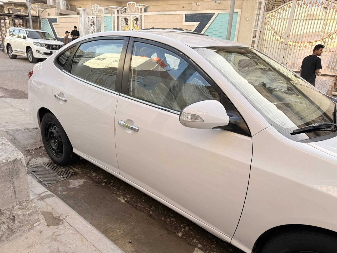 النترا خليجي موديل 11 رقم اربيل سنوية وهزة جدد باسم كردي تحويل او وكالة بيهة ثلاث قطع صبغ بدون داخل فقط بدنة مبدلة جاملغين وبنيد والباقي مكفول سعر 105 وبيهة مجال حك الجية مكاني ميسان العمارة ***********
