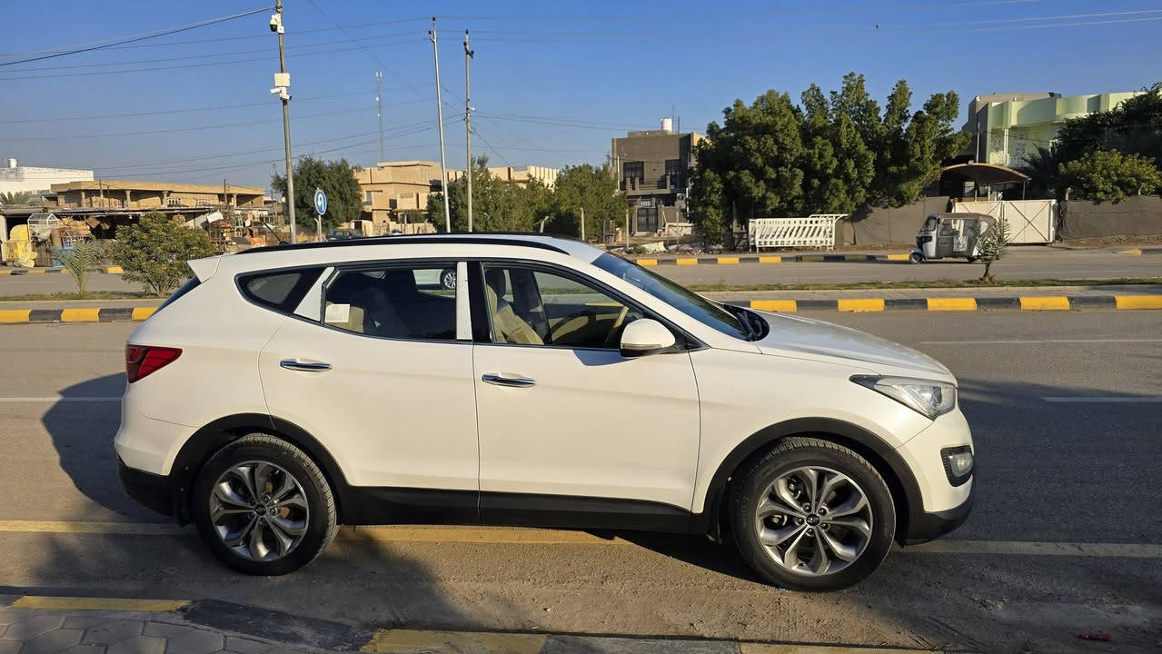 السلام عليكم
سنتافي ١٦ خليجي ٦ سلندر
بصمة تشغيل
٧ راكب
٣ قطع تبريد
اشاير بالمري
مري شفط
كرسي السائق كهرباء
المكان واسط قظاء الحي
***********
