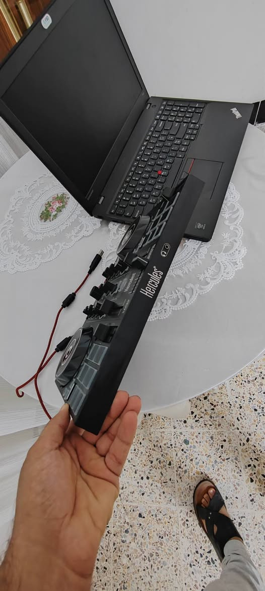 جهاز سكراش ديجي تعليمي للمبتدئين او ال يحب الديجي هواية قطعة جدا ممتازة المانية استخدامي الشخصي


**إذا كنت صاحب هذا الإعلان وتريد حذفه لأي سبب، رجاءا أرسل رسالة إلى الدعم الفني**