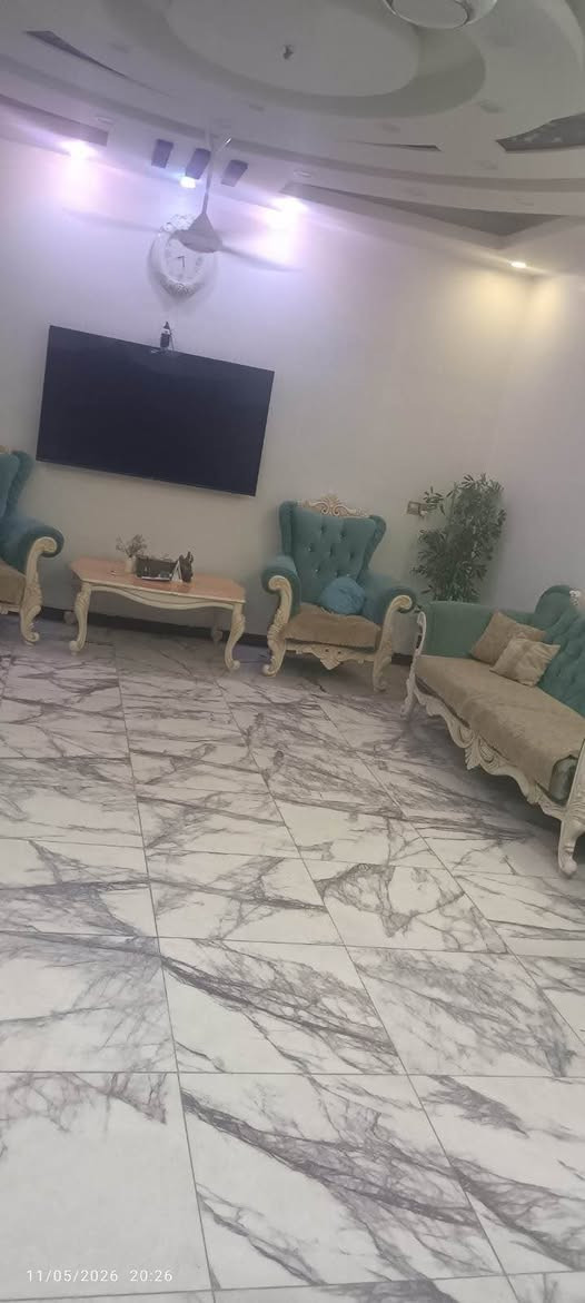 دار للإيجار 
المساحة // 250م
مؤثث بالكامل حديث
الموقع // التقية الاولى 
يتكون من طابقين كامل 
للمزيد من المعلومات يرجى الاتصال على الارقام 
***********//***********
مكتب حسام للعقار والمقاولات 
ام الخيل الشارع السايدين مجاور هيئة النزاهة ديوانية, القادسية
