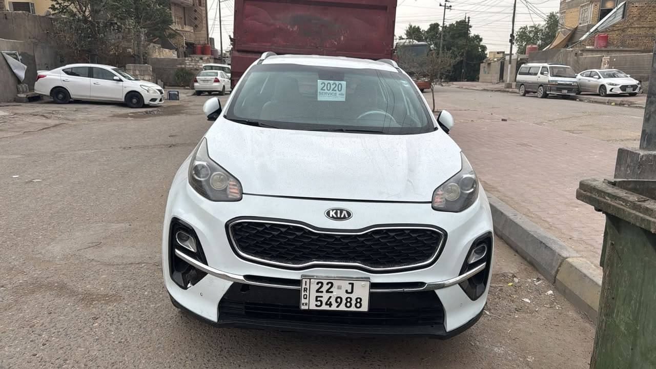 سلام عليكم كيا سبورتج موديل 2020مكفوله ضربه وصبق بيها بارد سنويه 2031 هزه جديده وارد خليجي جاهزه من كلشي مكينه 2000دوش  سعر 170
رقم ***********مكان سياره البصره
