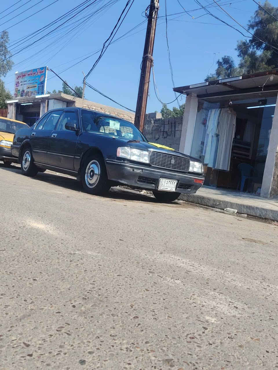 سلام عليكم ارنب موديل1994 مكينه2500السياره كلهة عل بلادمدون صبغ السعر 75مكاني بغداد المعامل راسني خاص
