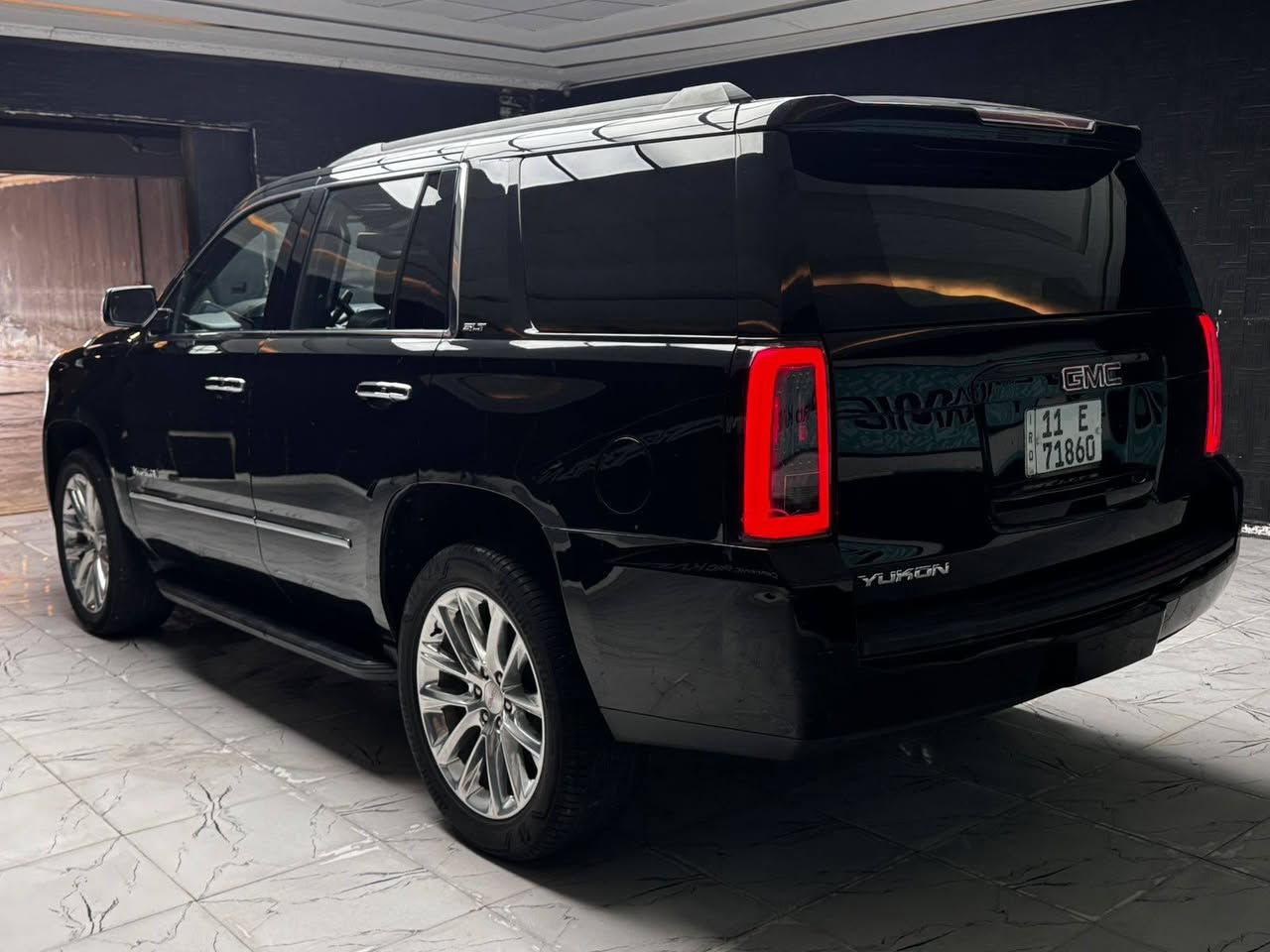 سلام عليكم للبيعGmc يوكن فول مواصفات slt فتحه رادر بصمه كراسي منفصل كشنات كهرباء تدفئه تبريد كشنات جلد واحد على واحد حادثه جاملغين وبنيد ماشيه 85الف كيلو متر السياره جاهزه السعر 31000$
الاستفسار ***********
