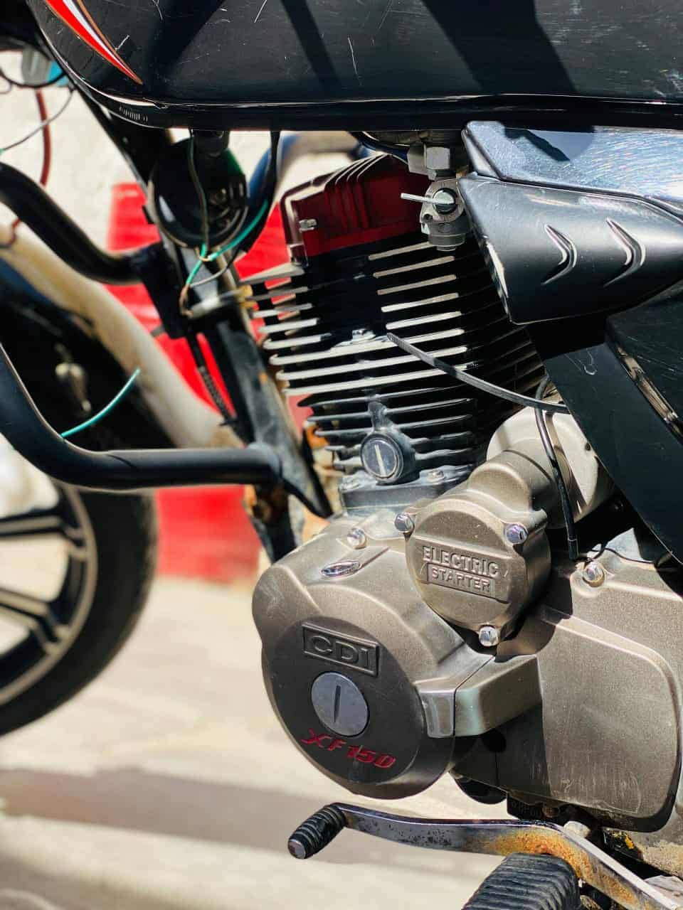 السلام عليكم دراجه شايناك للبيع موديل 23 اوراق سكنر نظافه السعر 900 بها مجال بسيط


**إذا كنت صاحب هذا الإعلان وتريد حذفه لأي سبب، رجاءا أرسل رسالة إلى الدعم الفني**