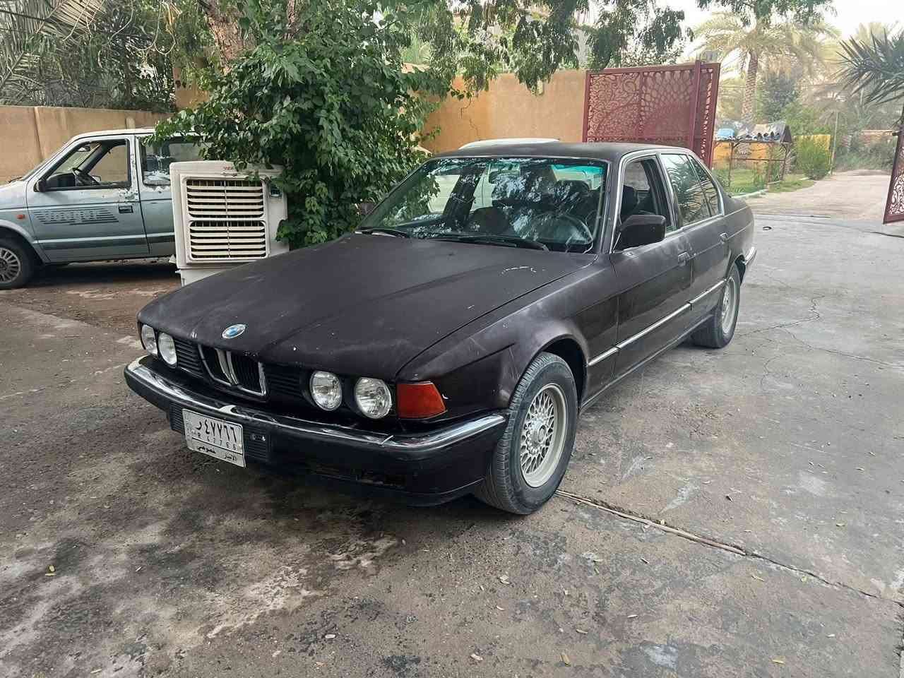 مديل91 مكينه وكير ياباني3000 سياره ناعمه وسريعه تحويره حلوه رقم انبار شرط التحويل رايدهه ب27 وبيه مجال للشراي ***********مكان كربلاء
