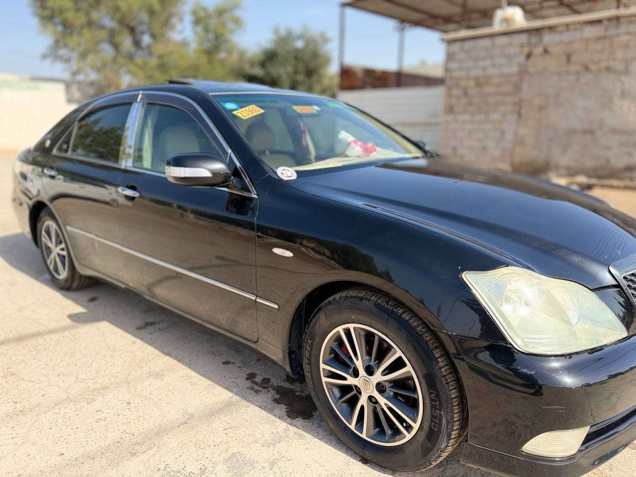 سلام عليكم
شاهينه كصه قماره والباقي كفاله 
موديل 2004
رقم أنيار نكليزي بسمي قرار 48شرط فترة الشهرين
موصفات السياره 3دكم فول
جلد بيجي 
تبريد خلفي ثلاجه 
3بردات 
فتحه مكينه وكير ب الكارتون ستوني مبدلها 
حداديه من طول الطول جديده 
سياره متعوب عليه مال جناي 
الاستفسار***********
