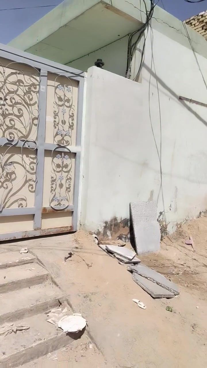 دار للبيع زراعي ١٠٠ متر ركن صاله وغرفه ومطبخ وصحيات العنوان شارع المطار الجديد شارع الشفلات رابع فرع للإستفسار الاتصال على الرقم *********** وتساب
