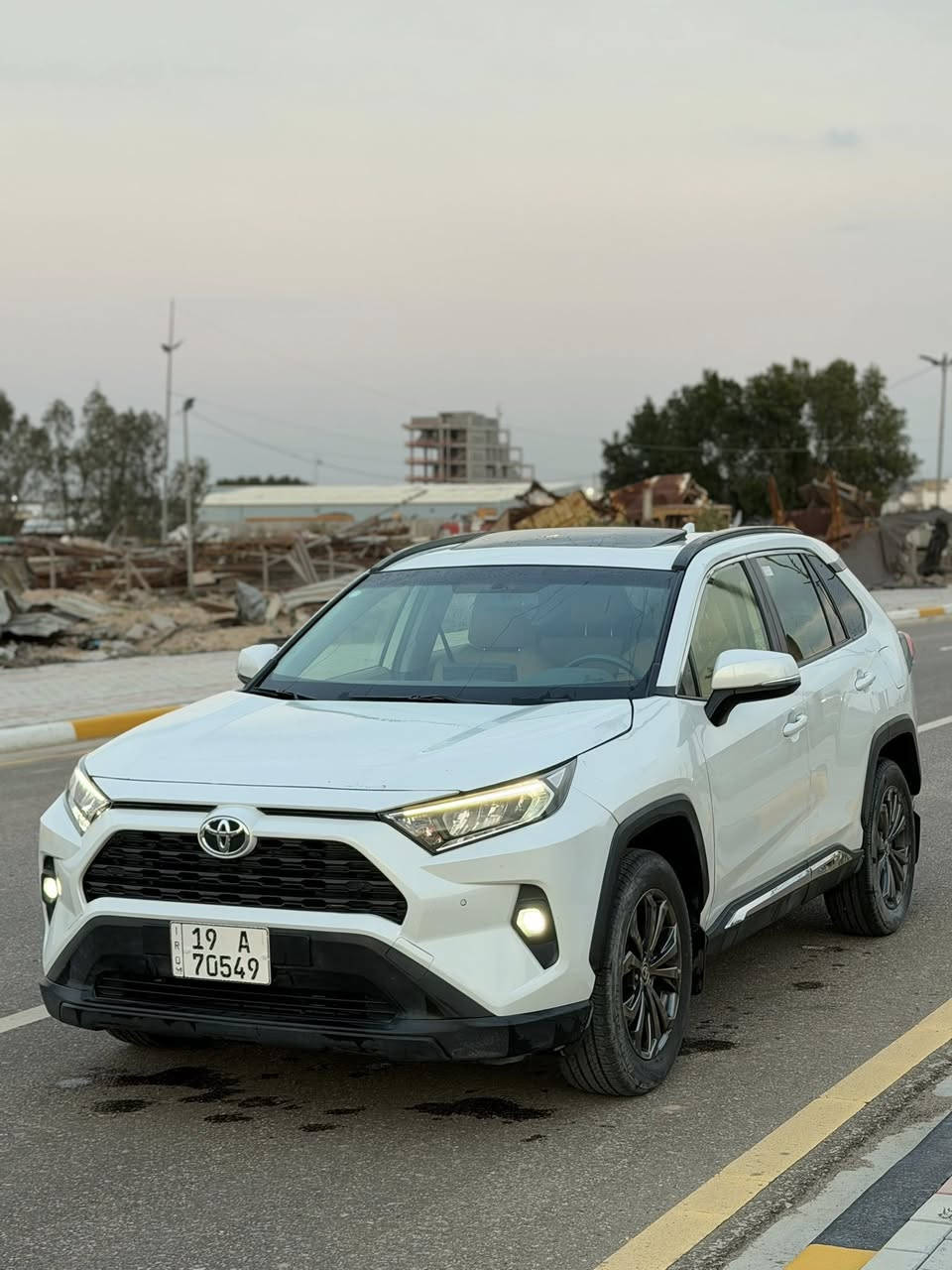 رافور موديل 2024 خليجي
دخول جديد شهداء كربلاء 
فول مواصفات ماشيه 23 الف
السعر 250 
مكانه كربلاء 
للاستفسار ***********
