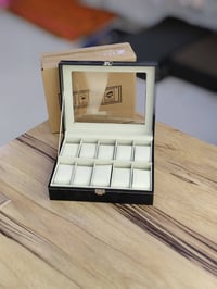 حافظة ساعات • المسيب • مطعم الباخرة