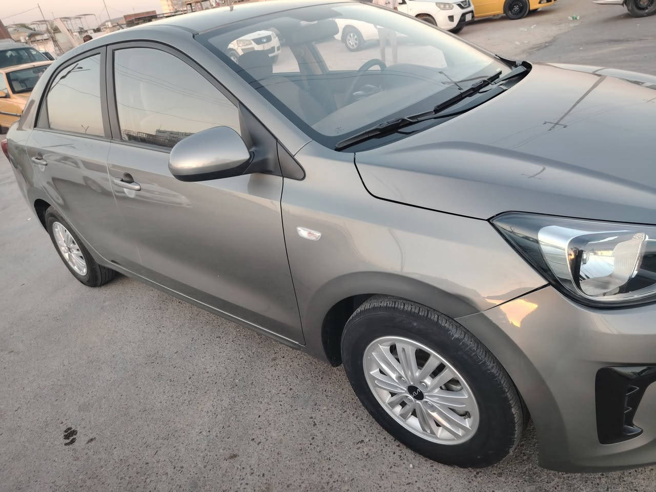 سيار كيا بيجاس موديل ٢٠٢٣ وارد خليجي بيه ضربه بالجاملغ الخلفي ماشية ٦٦ السعر ١٠٠   بيه مجال ما مرقمه  مكان السيار في السماوه *********** مكينه ١٤٠٠
