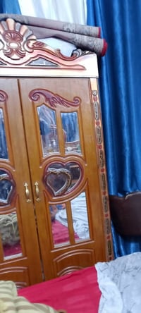 غرفه نوم للبيع نقص بيه باب الكنتور مكسور   سعر 250 وبيه مجال مكلف بل ن...