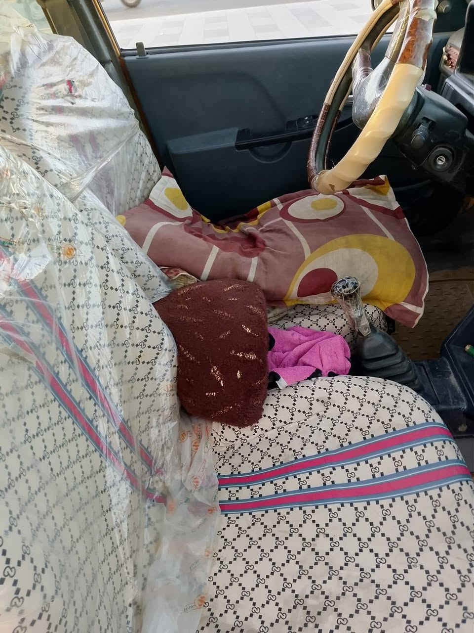 اسلام عليكم سايبه وديل 9محرك كير حتاديه جدد السياره مداور ثاني يوم السنويه الثمانيه وعشرين السياره بدون خط وبحث السعر 15 وبيه مجال الاستفسار *********** مكلف بلنشر العنوان ناصريه مركز
