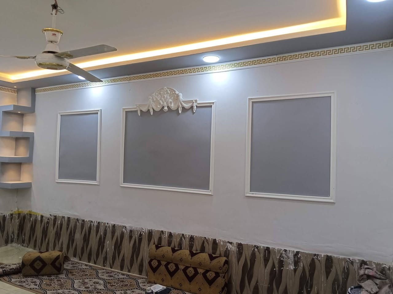 ديكور مغربي بالجبس مغربي بالبلاستكي سقوف ثانويه  نعمل في كافه المحافظة واتساب وجوال علي الصباغ ***********
