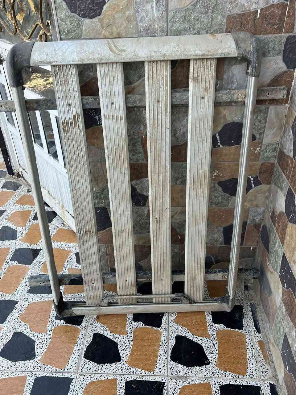 السلام عليكم سيبايه مال سنتافي نضيفه بس يراد تغسله سعر ١٥٠الف عنوان ديالى بعقوبه رقم تلفون ***********
