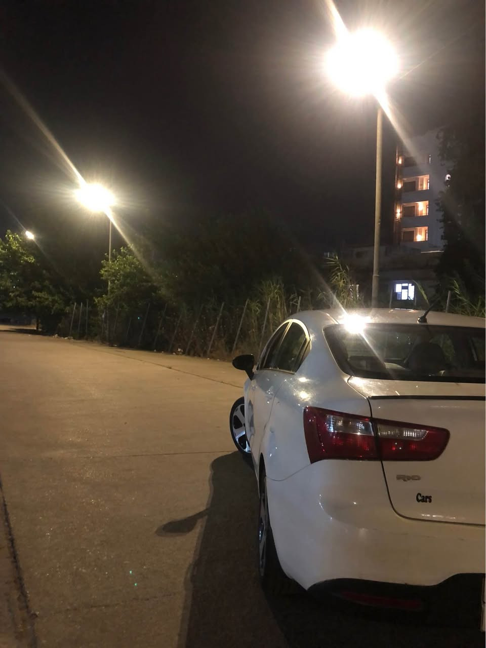 ‎كيا ريو ٢٠١٢
بي دعم بي صبخ
مكينه ١٦مرغوب
كوشن جلد قهوائي 
موبايل:***********
دهوك‎ دهوك, العراق
