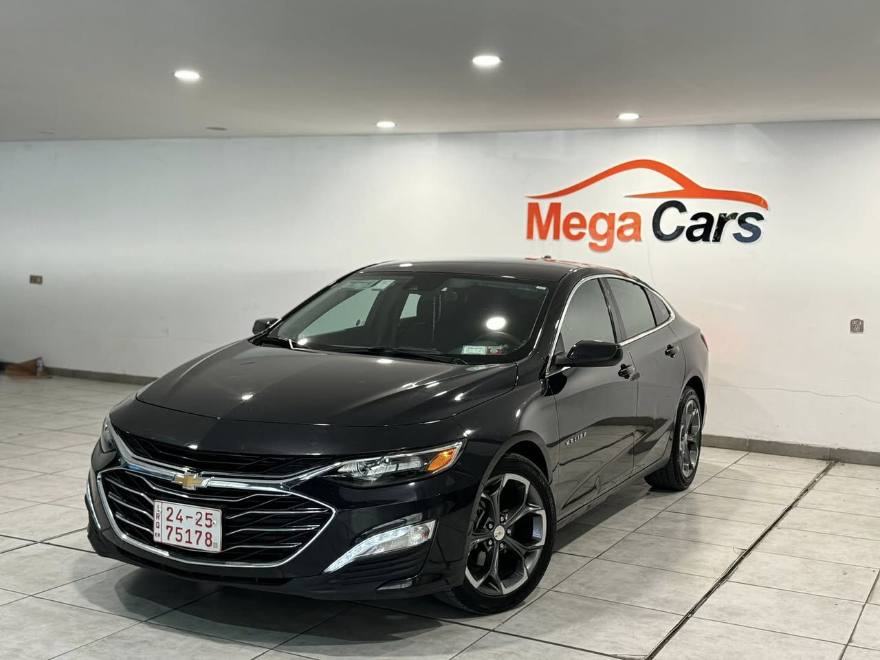 ماليبو 2023
مواصفات LT2
ضررها بسيط مثل ما موضح بالصور فقط ٤ قطع بدون دواخل
 1G1ZD5ST4PF208706
سعر 110 ومجال قليل
مكانها دهوك 
***********
***********
