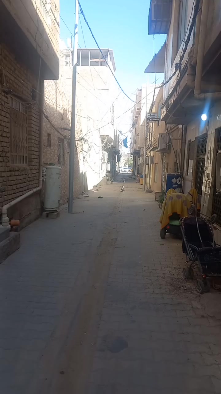 بيت في كربلاء الخمسينات للبيع ٥٠ متر السعر105 مليون  لاستفسار ***********
