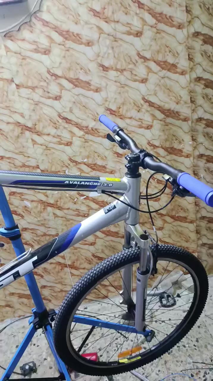 حجم 26 ومعلومات بالفيديو موجود توصيل


**إذا كنت صاحب هذا الإعلان وتريد حذفه لأي سبب، رجاءا أرسل رسالة إلى الدعم الفني**