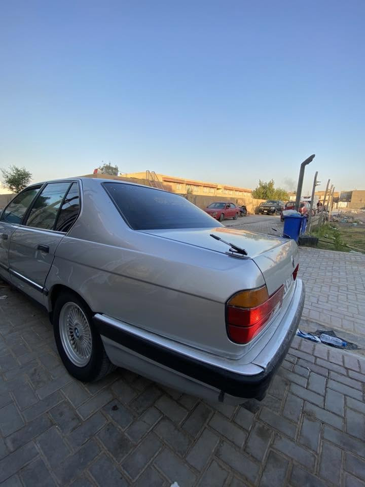 السلام عليكم
BMW  / 735i / 1990
كير ومحرك وتبريد كفاله 
ترايك شرط ٢٦٠ 
حداديه صدر جديد شرط ترايه وطستها زيرو 
دواخل نضافه ١٠٠٪؜ 
كهربائيات ١٠٠٪؜
فتحه سقف شغاله 
تخم تاير جديد صارله ١٠ ايام هيج
رقم بغداد انكليزي سنويه لل٢٠٣٠ راعيه يريد تحويل 
بيع او مراوس السعر ٥٨ وبيه مجال مكاني ديوانيه 
***********
***********
