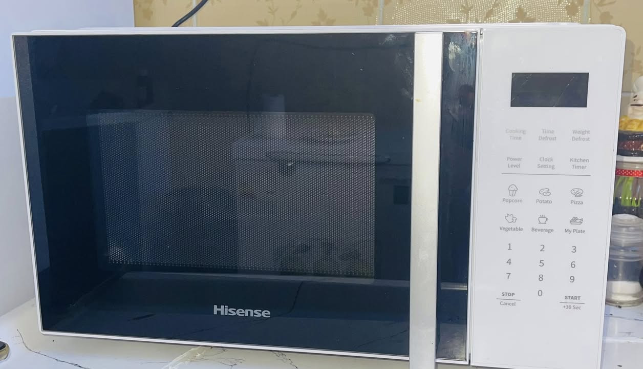 السلام عليكم  جهاز مايكرويف  ماركة Hisense السعة ١٢ لتر جديد  ونظيف ١٠٠٪؜ وشغال بدون اي ضرر ولا عطل الفحص قبل الشراء 
سعر الشراء ١٦٥ سعر البيع ١٣٠ 
للتواصل خاص أو على الرقم ***********
